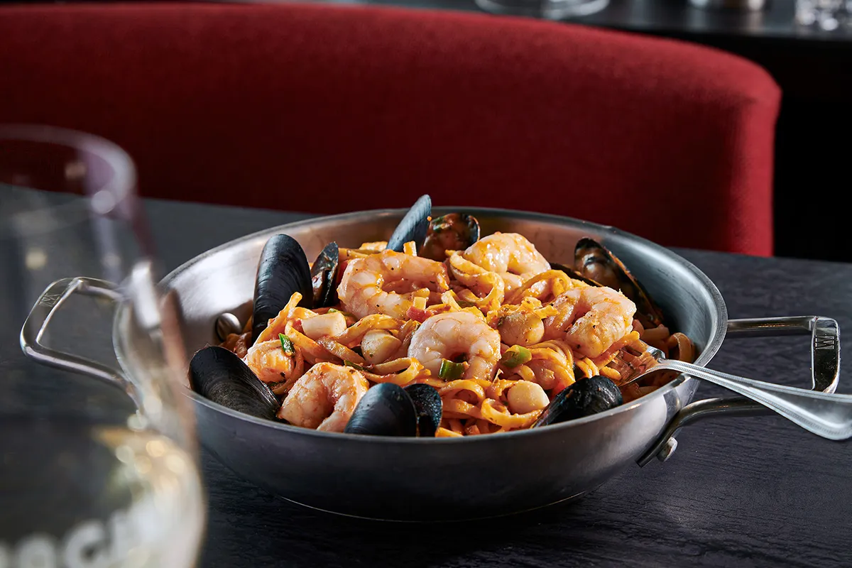 Pâtes aux crevettes PACINI avec sauce légère au vin blanc et herbes