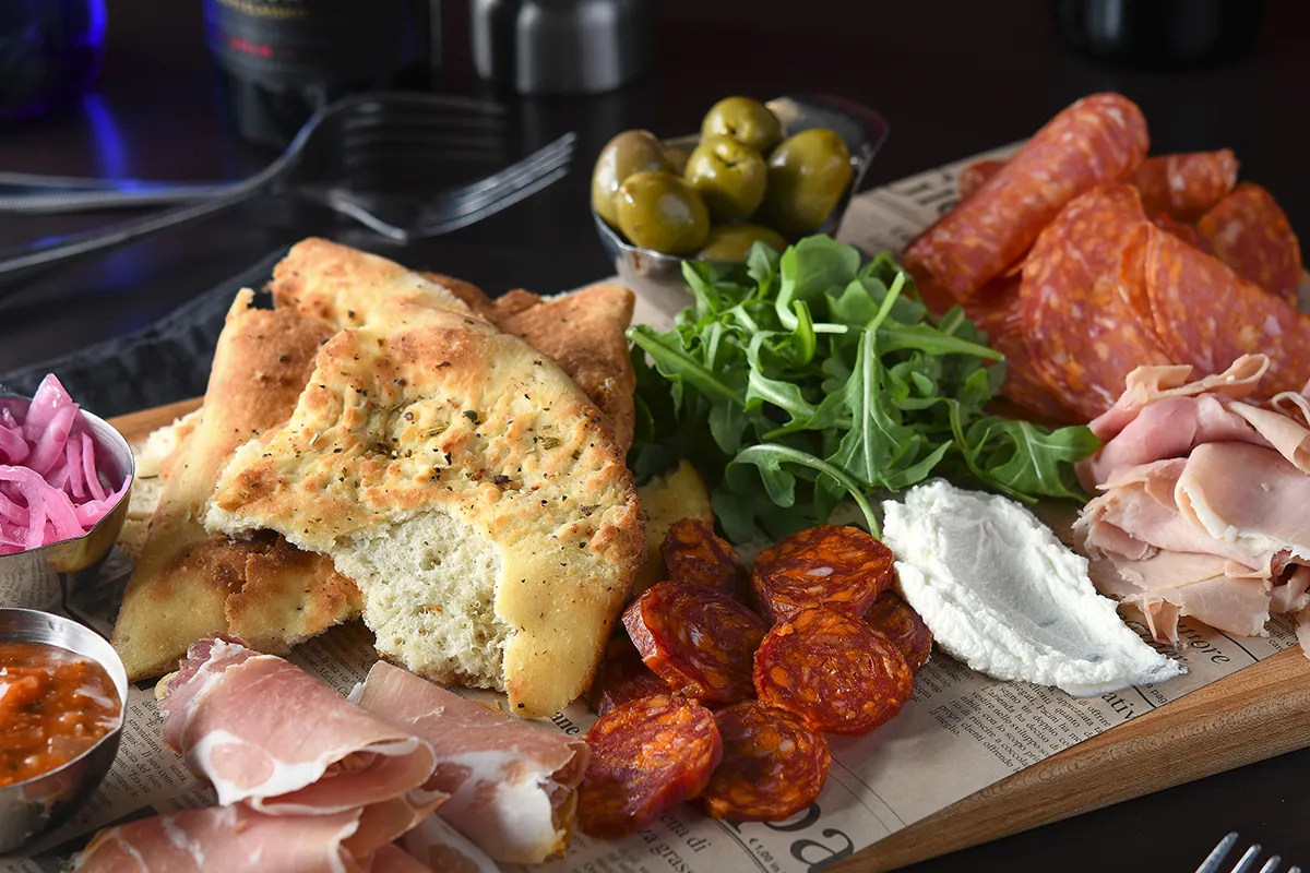 Salumi charcuterie italienne PACINI, assortiment de viandes froides artisanales