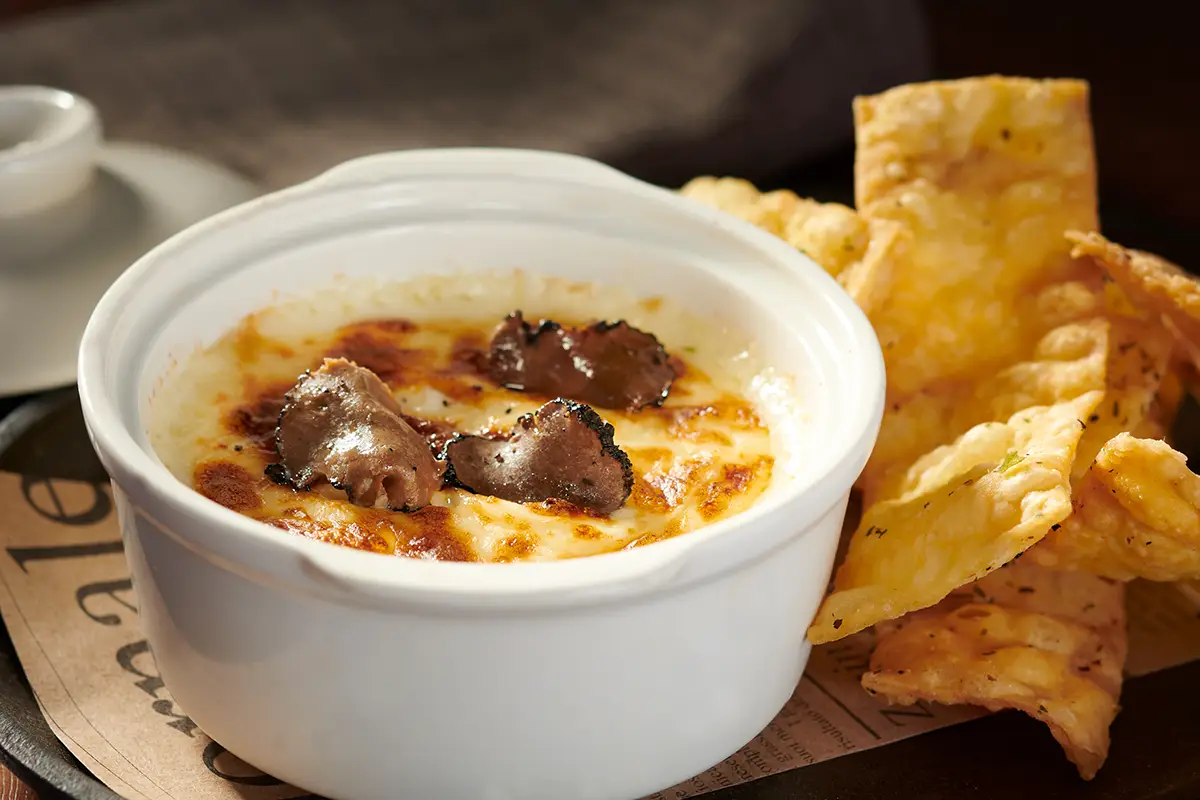 Fondue à la truffe PACINI au fromage fondant et parfumé