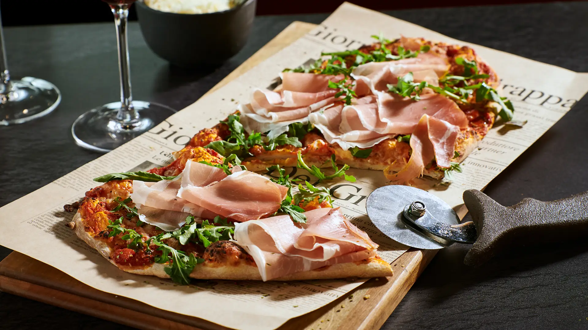 Pizza prosciutto et roquette PACINI, jambon italien et roquette fraîche