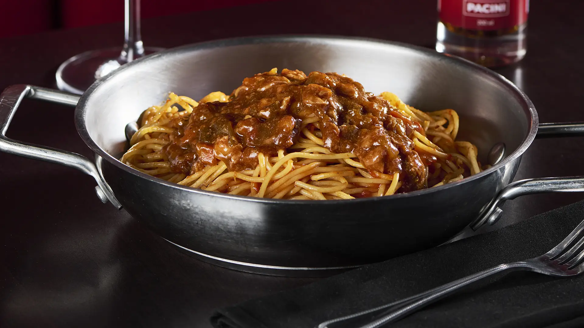 Spaghetti bolognaise PACINI, pâtes classiques à la sauce bolognaise maison