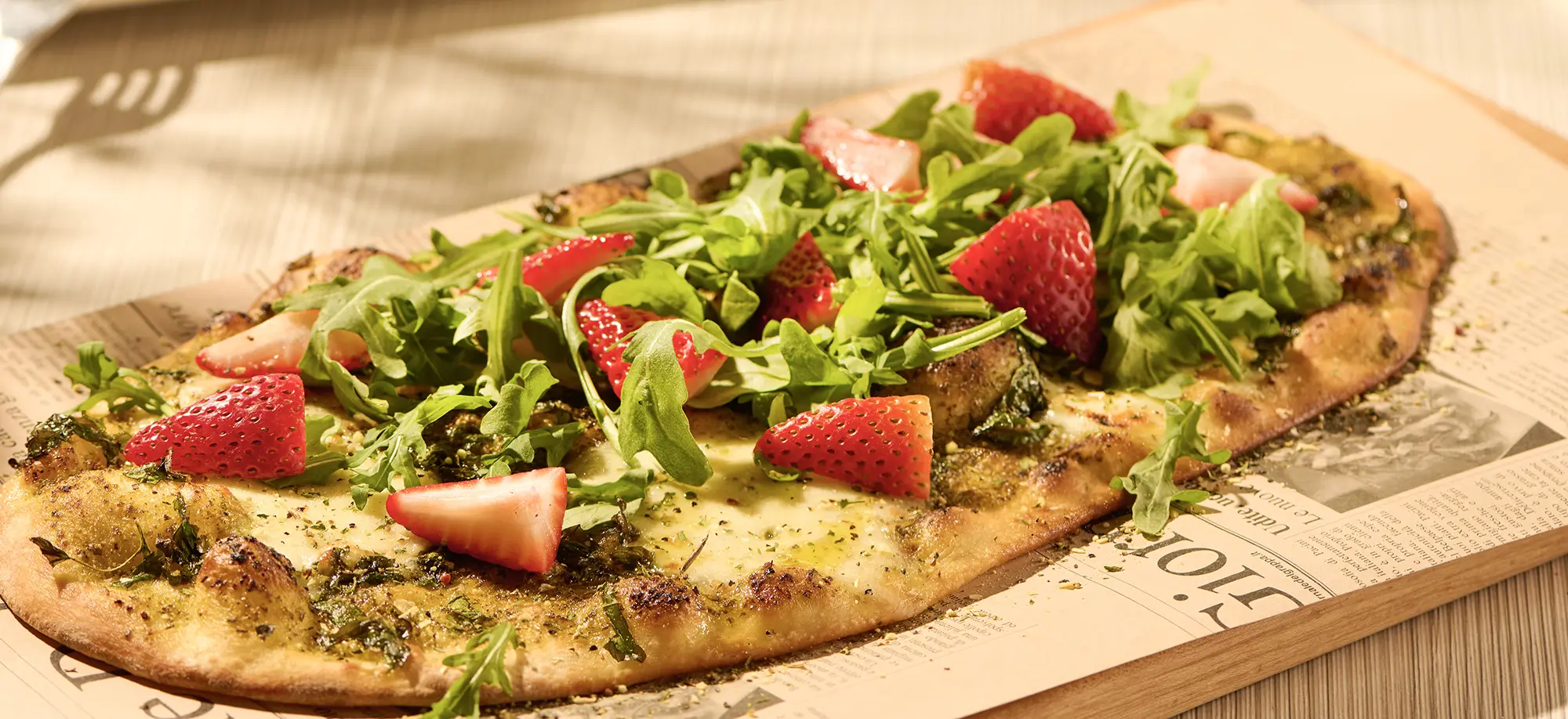 Pizza pesto et fraises PACINI, création estivale